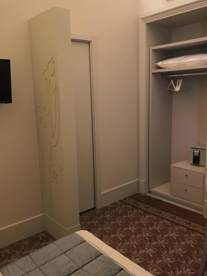 Magione Del Re Hotel คาตาเนีย ภายนอก รูปภาพ